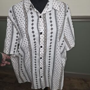 Men's Casual White and Black Geometric Shirt
